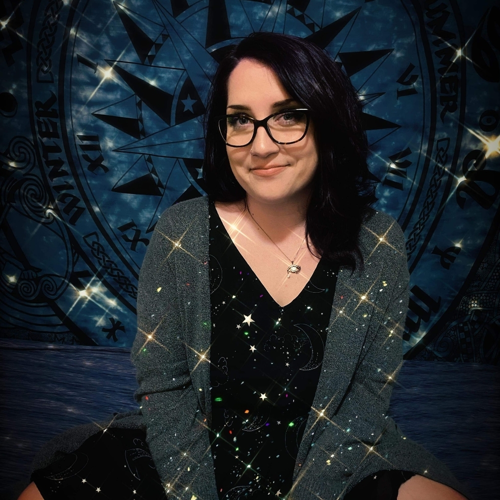 🔮Meet your Posher, Ashley🔮